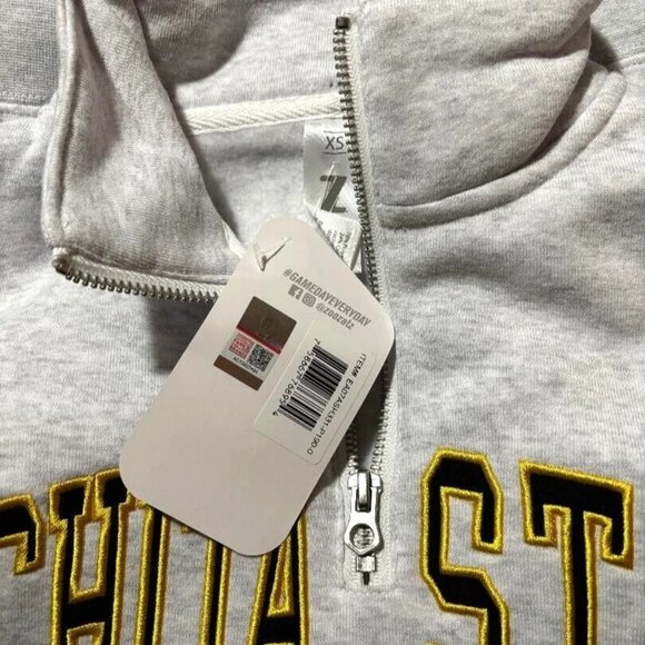 ZOOZATZ Wichita State Shockers Women's Ash Cropped Sport Fleece Qtr Zip SZ XS - Picture 4 of 5